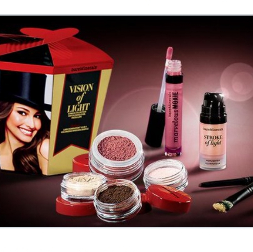 bareMinerals Vision of Light Makeup Set